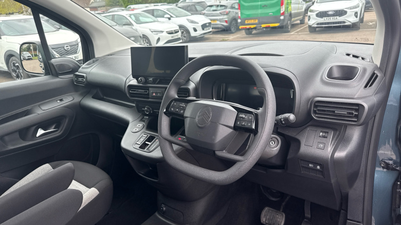 Citroen Berlingo 100kW Plus XL 52kWh 5dr Auto [7 Seat] Electric Estate